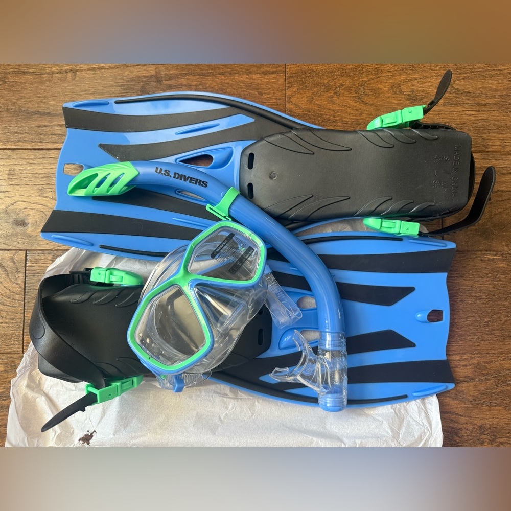 U.S. Divers Blue and Green Snorkel Set small/medium adult sized swimming snorkel